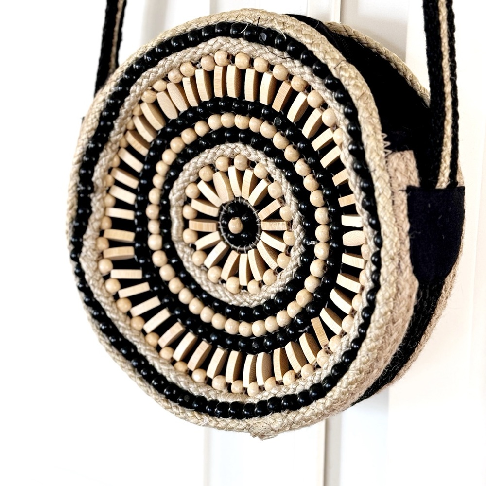 Stylish Studio Collection Wood Bead Woven Round Crossbody Bag - Picture 2 of 13
